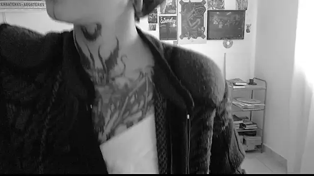 Snapshot of _Apola_77 chatting on February 2025 06:01:01 PM  Apola 77 online show from February 2025 06:01:01 PM