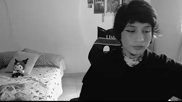 Snapshot of _Apola_77 chatting on February 2025 04:37:02 PM  Apola 77 online show from February 2025 04:37:02 PM