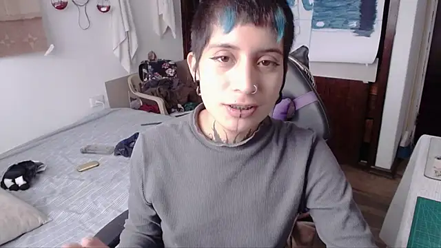 Snapshot of _Apola_77 chatting on October 2025 09:39:02 PM  Apola 77 online show from October 2025 09:39:02 PM