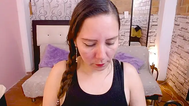 Snapshot of camila_delarosa chatting on March 2026 05:42:02 PM camila delarosa online show from March 2026 05:42:02 PM