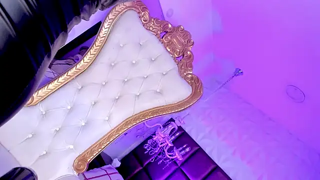 Snapshot of Dalila_Thoms chatting on March 2025 01:29:01 PM Dalila Thoms online show from March 2025 01:29:01 PM