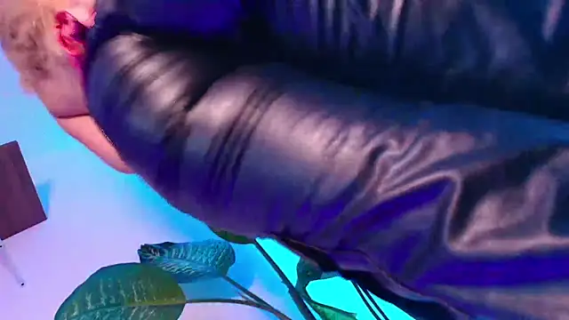 Snapshot of Dalila_Thoms chatting on November 2025 10:48:01 AM Dalila Thoms online show from November 2025 10:48:01 AM