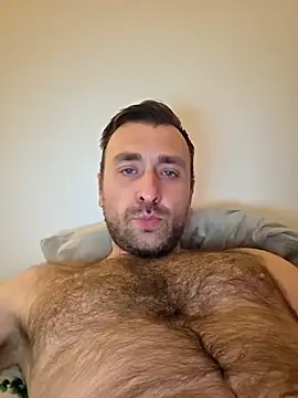 Snapshot of TIGERRR86 chatting on April 2026 08:39:01 PM TIGERRR86 online show from April 2026 08:39:01 PM
