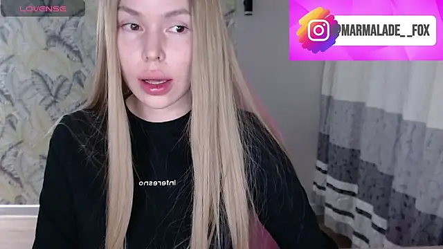 Snapshot of Marmalade_Fox chatting on May 2026 05:42:02 PM Marmalade Fox online show from May 2026 05:42:02 PM