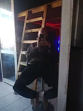 MillennialC0CK online show from November 2025 03:12:02 PM