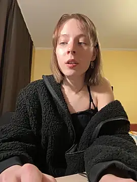 Crayzy Luv online show from January 2025 09:51:01 PM