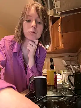 Crayzy Luv online show from January 2025 11:00:01 PM