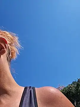 Snapshot of Dixiefaye_Pika chatting on March 2025 05:49:01 PM Dixiefaye Pika online show from March 2025 05:49:01 PM