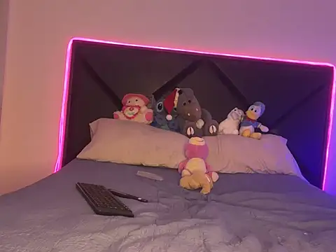 ScarlettAndClark online show from January 2025 02:42:01 PM