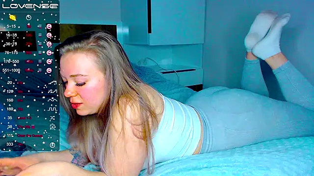 kitti kaattt online show from February 2025 07:01:01 AM