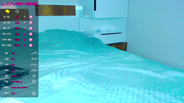 kitti kaattt online show from September 2025 04:08:02 PM