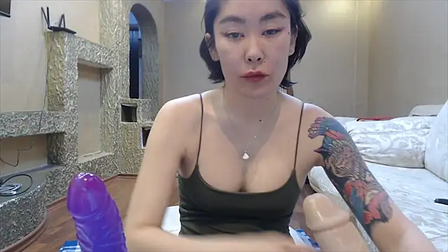 Kunimitsuu  online show from February 2025 06:54:01 PM