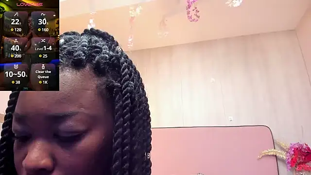 Snapshot of ShairaCoxx chatting on December 2024 12:13:01 PM ShairaCoxx online show from December 2024 12:13:01 PM