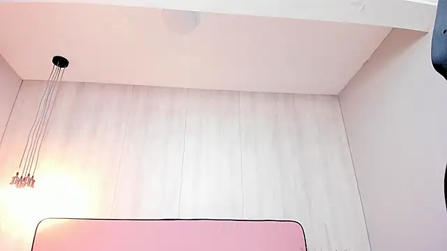 Snapshot of ShairaCoxx chatting on January 2025 11:37:02 AM ShairaCoxx online show from January 2025 11:37:02 AM