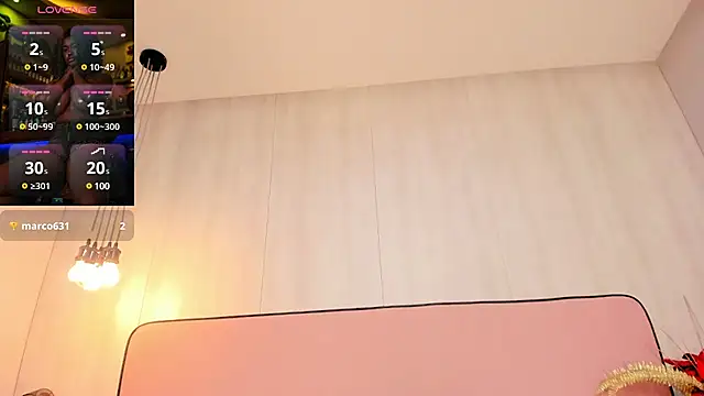 Snapshot of ShairaCoxx chatting on January 2025 03:46:01 PM ShairaCoxx online show from January 2025 03:46:01 PM