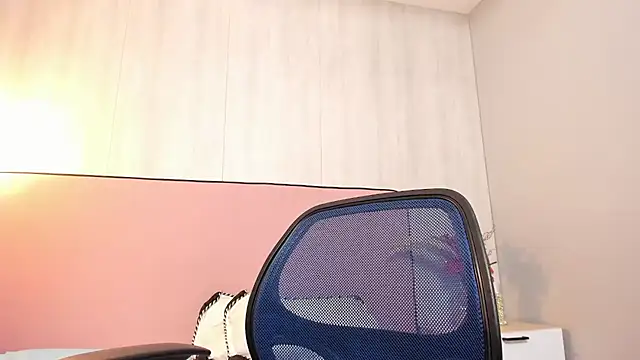 Snapshot of ShairaCoxx chatting on March 2025 03:58:02 PM ShairaCoxx online show from March 2025 03:58:02 PM