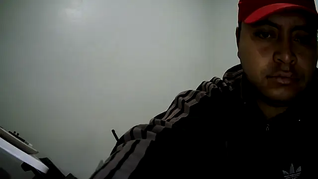 Snapshot of Potro23hotzen chatting on January 2025 06:56:01 PM Potro23hotzen online show from January 2025 06:56:01 PM