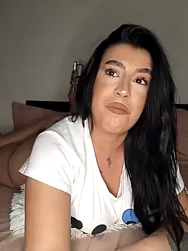 Snapshot of GiseleReine chatting on March 2025 04:01:01 PM GiseleReine online show from March 2025 04:01:01 PM