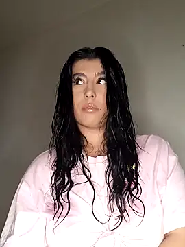 Snapshot of GiseleReine chatting on March 2025 05:50:01 PM GiseleReine online show from March 2025 05:50:01 PM