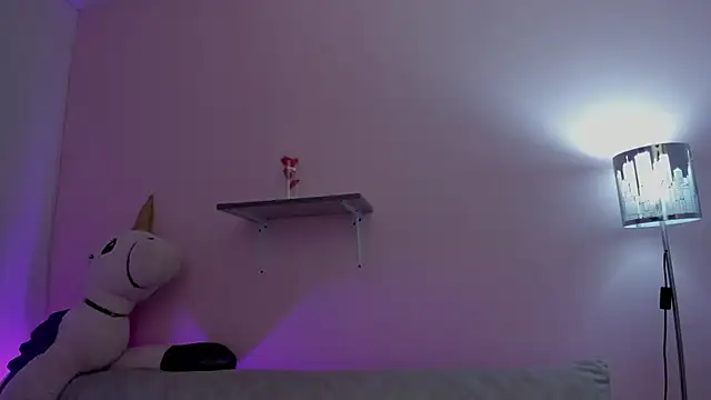 Oriana Guzman online show from April 2026 03:26:01 AM