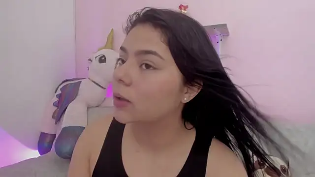 Oriana Guzman online show from May 2026 05:01:02 AM