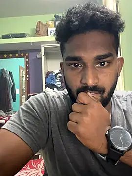 Handsomehunk 4U online show from December 2024 01:32:01 PM