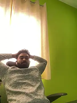 Handsomehunk 4U online show from December 2024 07:53:01 AM