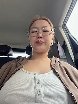 Aiko Yumi online show from May 2026 03:51:02 PM