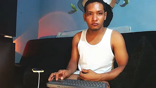 Snapshot of Grandeygruesa1 chatting on June 2026 10:47:01 AM Grandeygruesa1 online show from June 2026 10:47:01 AM
