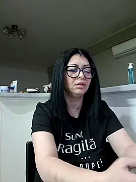 Milf Abigail online show from February 2026 12:41:02 AM