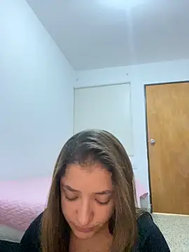 Snapshot of Alicia_ALICIA chatting on March 2026 06:33:01 PM Alicia ALICIA online show from March 2026 06:33:01 PM