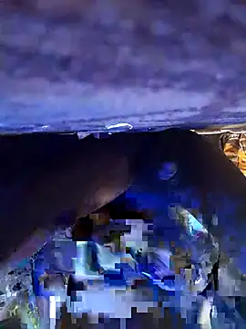 Snapshot of medo141414 chatting on March 2025 06:30:01 AM medo141414 online show from March 2025 06:30:01 AM