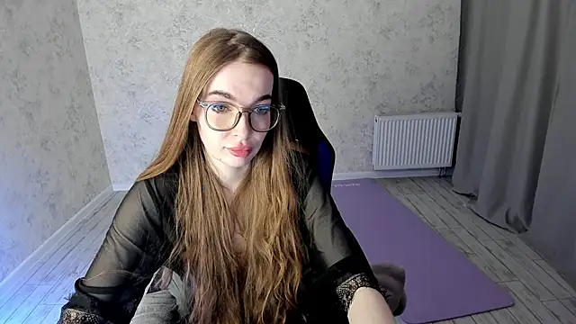Snapshot of LissaCain chatting on February 2025 02:21:01 AM LissaCain online show from February 2025 02:21:01 AM