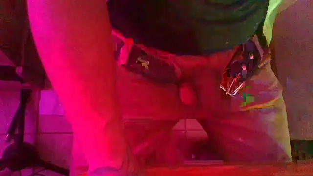 AlanDickson online show from December 2025 04:28:02 AM