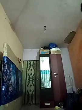 Snapshot of rockymumbai chatting on April 2026 01:11:01 PM rockymumbai online show from April 2026 01:11:01 PM