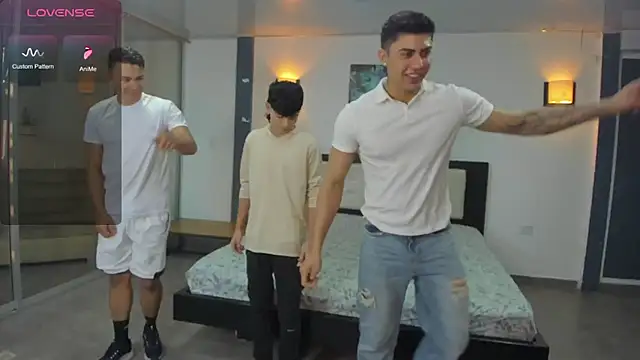 badguyss bisex online show from January 2026 11:48:02 AM