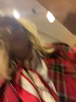 LadyTatiana Madam online show from November 2025 04:14:02 PM