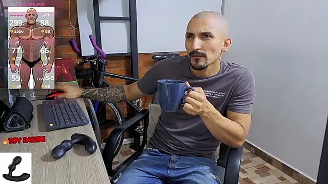 Marck Muscle online show from May 2026 11:28:02 PM