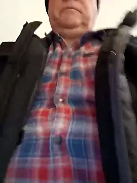 Snapshot of massive_cum chatting on February 2026 02:38:01 PM massive cum online show from February 2026 02:38:01 PM