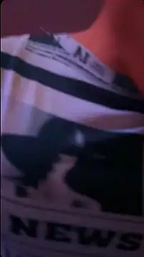 Snapshot of BodyandlegginLover chatting on September 2025 07:53:01 AM BodyandlegginLover online show from September 2025 07:53:01 AM