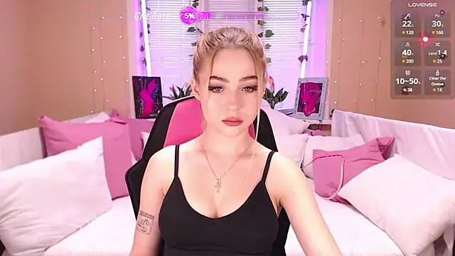 Snapshot of Tessa_Walker chatting on January 2025 08:14:02 AM Tessa Walker online show from January 2025 08:14:02 AM