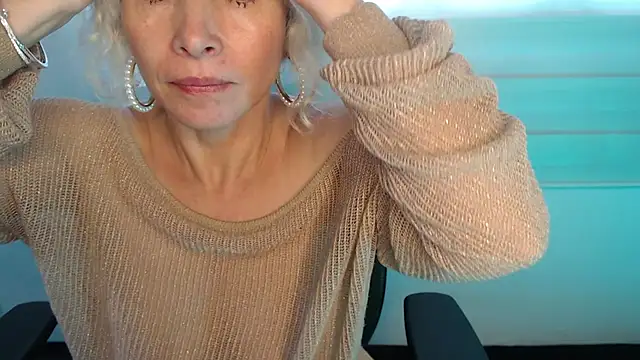 Snapshot of Ingridbergman chatting on March 2025 04:07:02 PM Ingridbergman online show from March 2025 04:07:02 PM