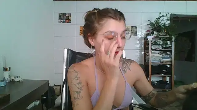 SweetyBabyDemon online show from February 2026 01:07:01 PM