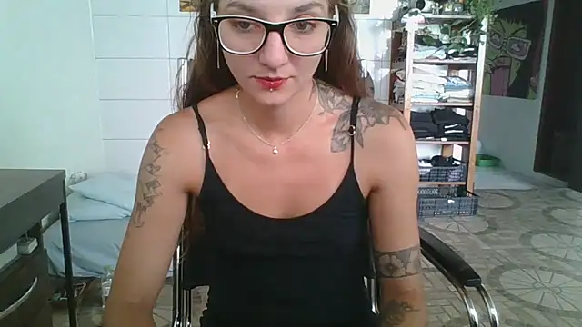 SweetyBabyDemon online show from February 2026 12:47:02 PM