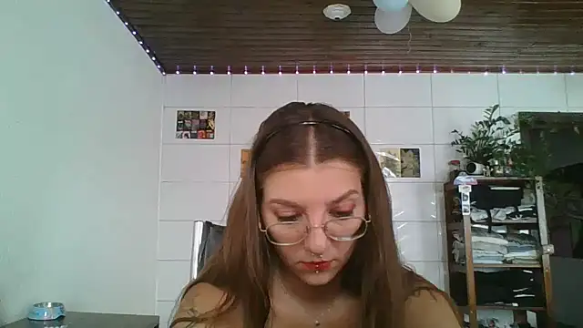 Snapshot of SweetyBabyDemon chatting on March 2026 02:01:01 PM SweetyBabyDemon online show from March 2026 02:01:01 PM