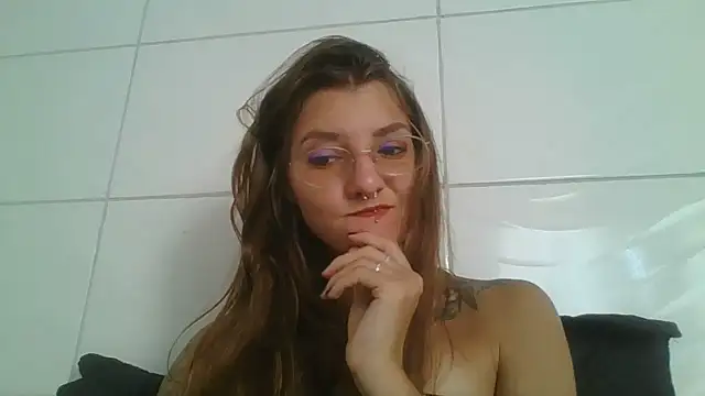 Snapshot of SweetyBabyDemon chatting on March 2026 01:39:01 PM SweetyBabyDemon online show from March 2026 01:39:01 PM