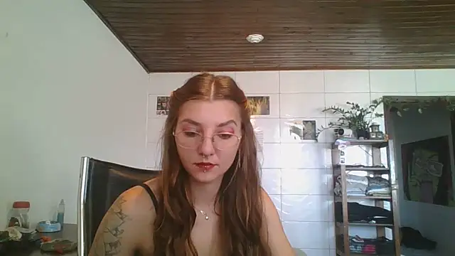 Snapshot of SweetyBabyDemon chatting on April 2026 01:26:01 PM SweetyBabyDemon online show from April 2026 01:26:01 PM