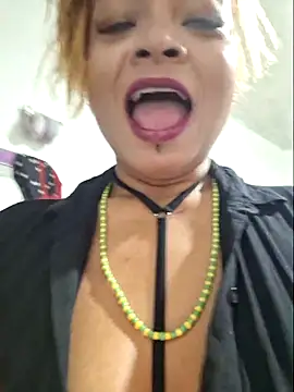 gatadeojosclaros online show from February 2026 02:26:01 AM