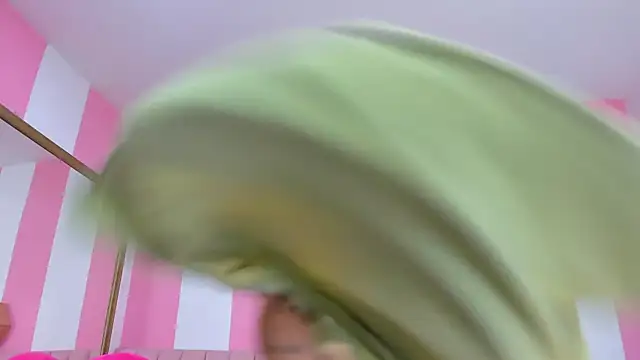 ISABELLA 020 online show from April 2026 12:49:01 PM