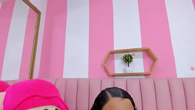 ISABELLA 020 online show from April 2026 06:36:02 PM